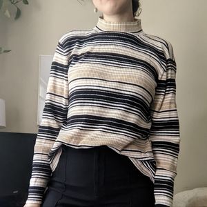 XL neutral striped sweater